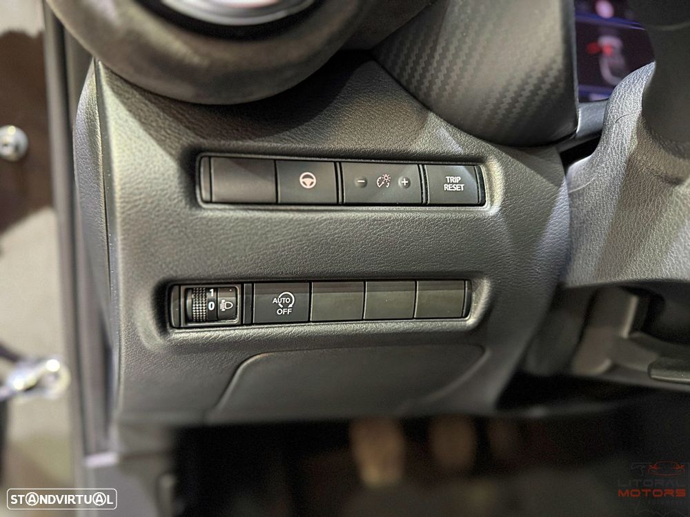 Nissan Juke 1.0 DIG-T N-Design C.Two Tone R.C. - 18