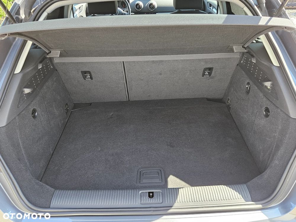 Audi A3 Sportback 1.6 TDI ultra Attraction - 26