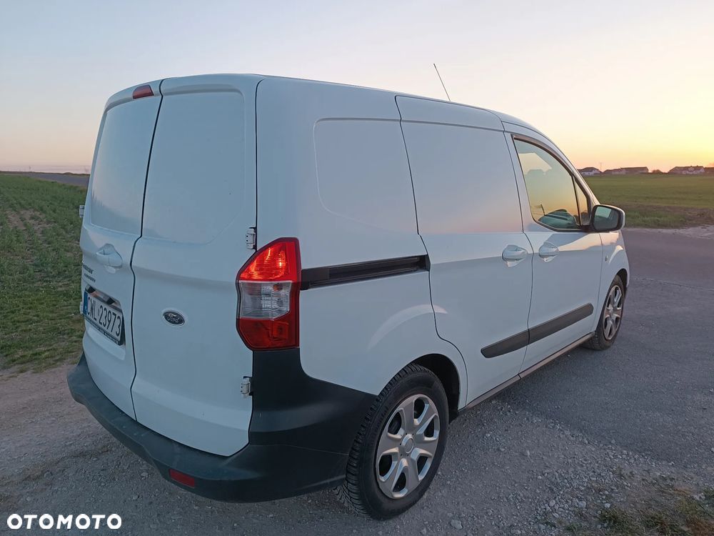 Ford Transit Courier 1.5TDCI - 5