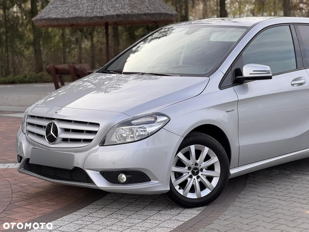 Mercedes-Benz Klasa B 180 (BlueEFFICIENCY) - 6