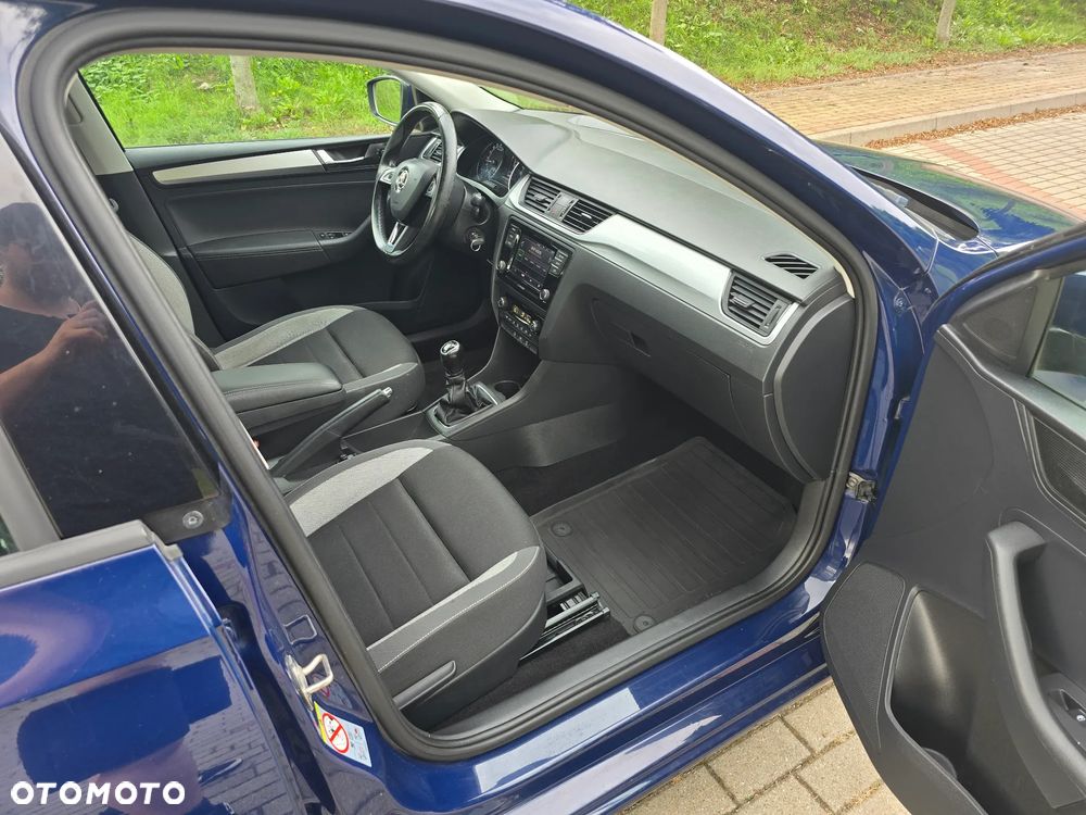 Skoda RAPID - 13