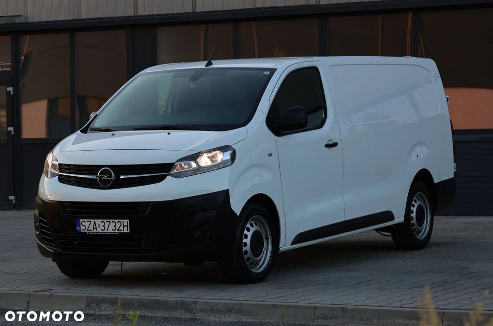 Opel Vivaro - 38