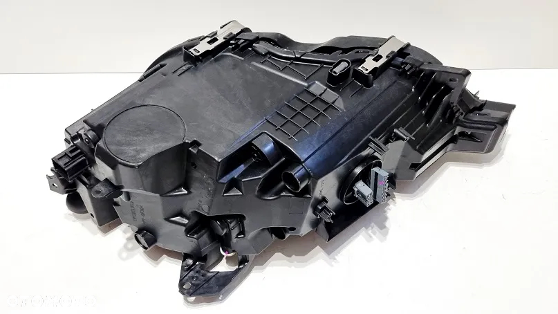 REFLEKTOR PRAWY LEWY MID LED VOLVO XC60 II LIFT 20- EUROPA - 12