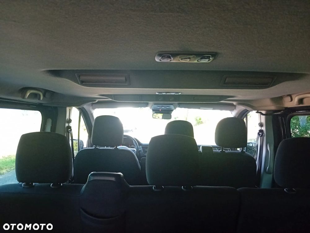 Renault Trafic - 2