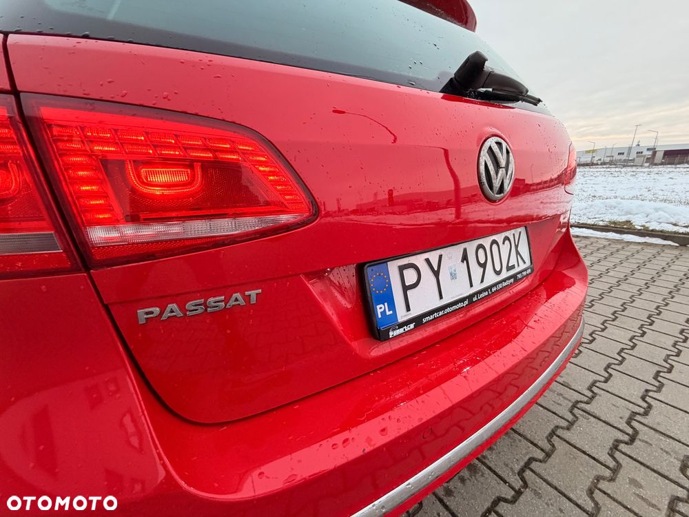 Volkswagen Passat Variant 2.0 TDI DPF Sportline - 23