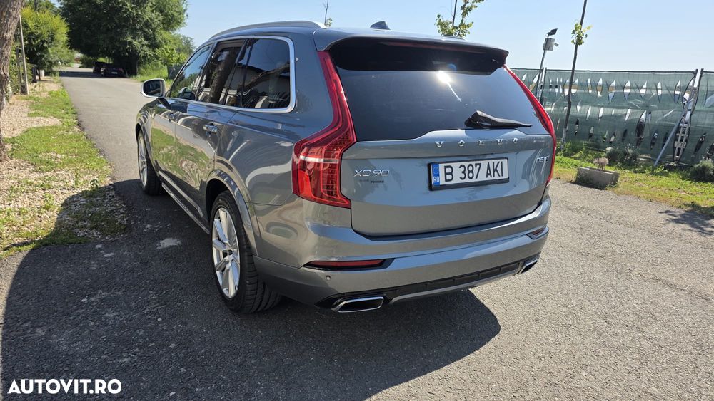 Volvo XC 90 D5 AWD R-Design - 10
