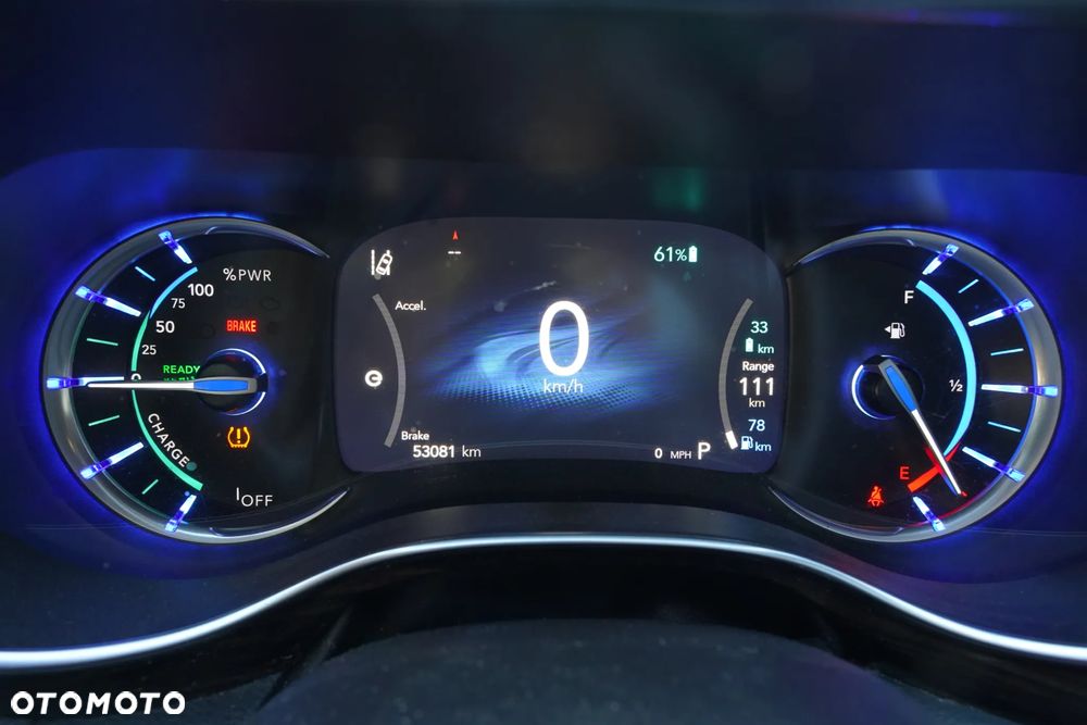 Chrysler Pacifica - 20