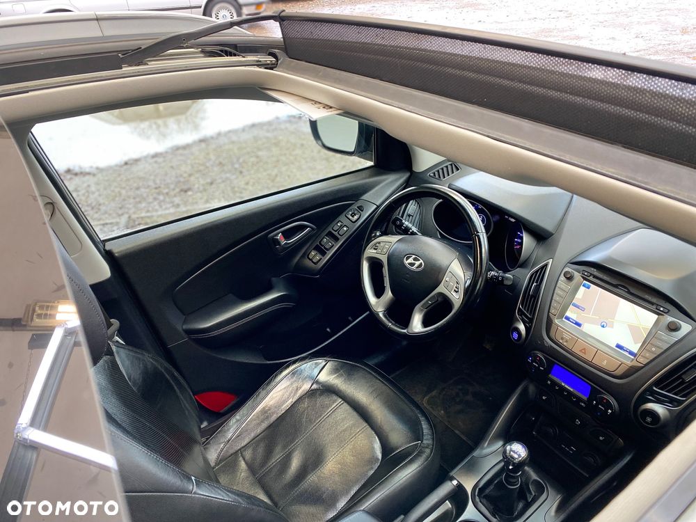 Hyundai ix35 1.7 CRDi Premium 2WD - 24
