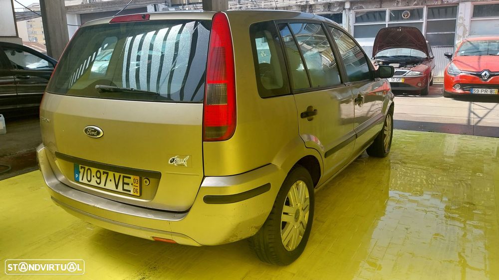 Ford Fusion 1.6 + - 19