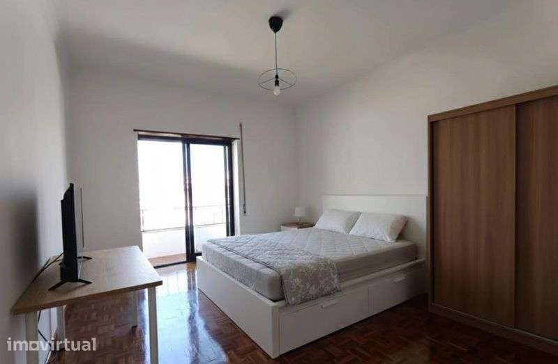 Arrenda-se Apartamento T2 – Pinhal Novo - Grande imagem: 2/4