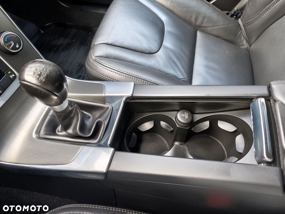 Volvo V60 D3 Momentum - 15