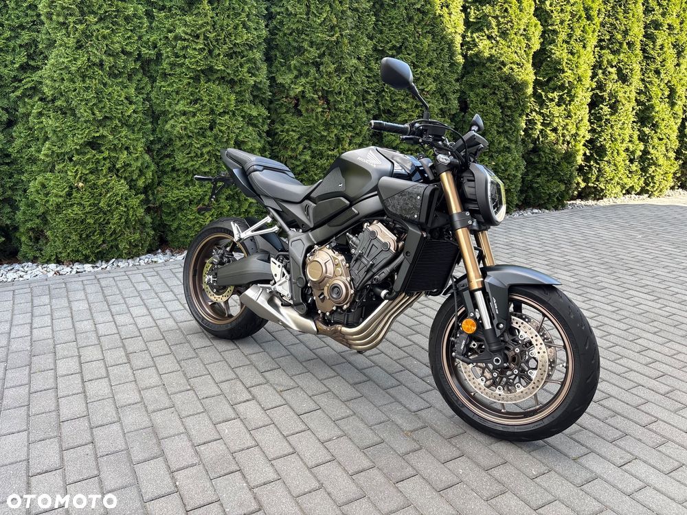 Honda CB - 10