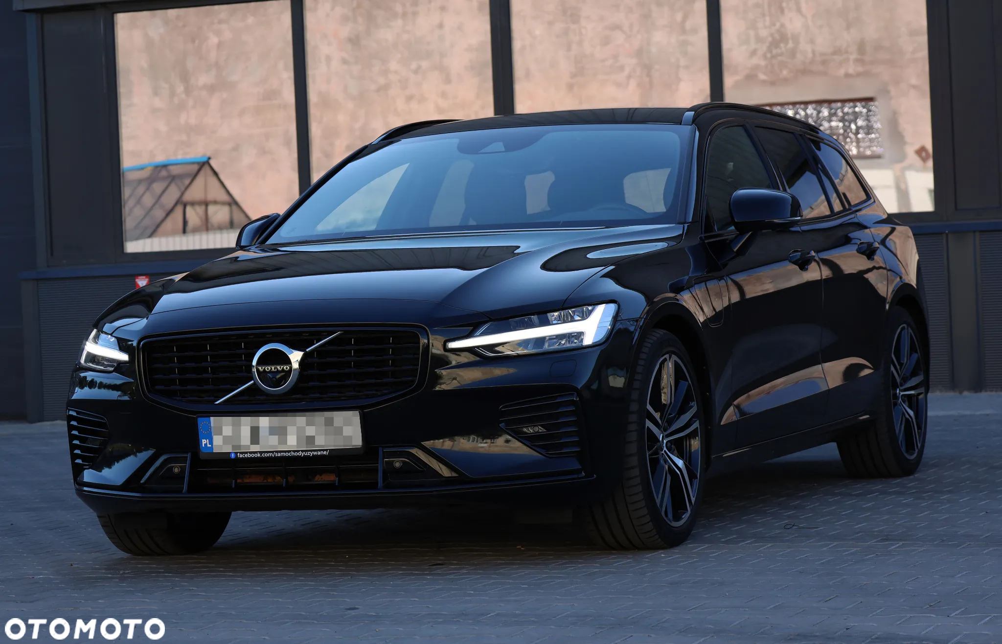 Volvo V60 T6 AWD Recharge Geartronic RDesign - 36