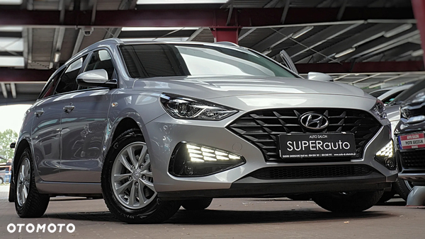 Hyundai i30 1.5 DPI Classic +