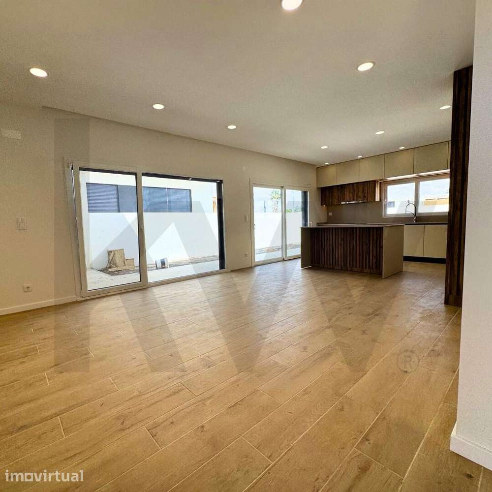 Moradia Térrea Independente, T4, para venda. € 600.000,00. - Grande imagem: 2/20