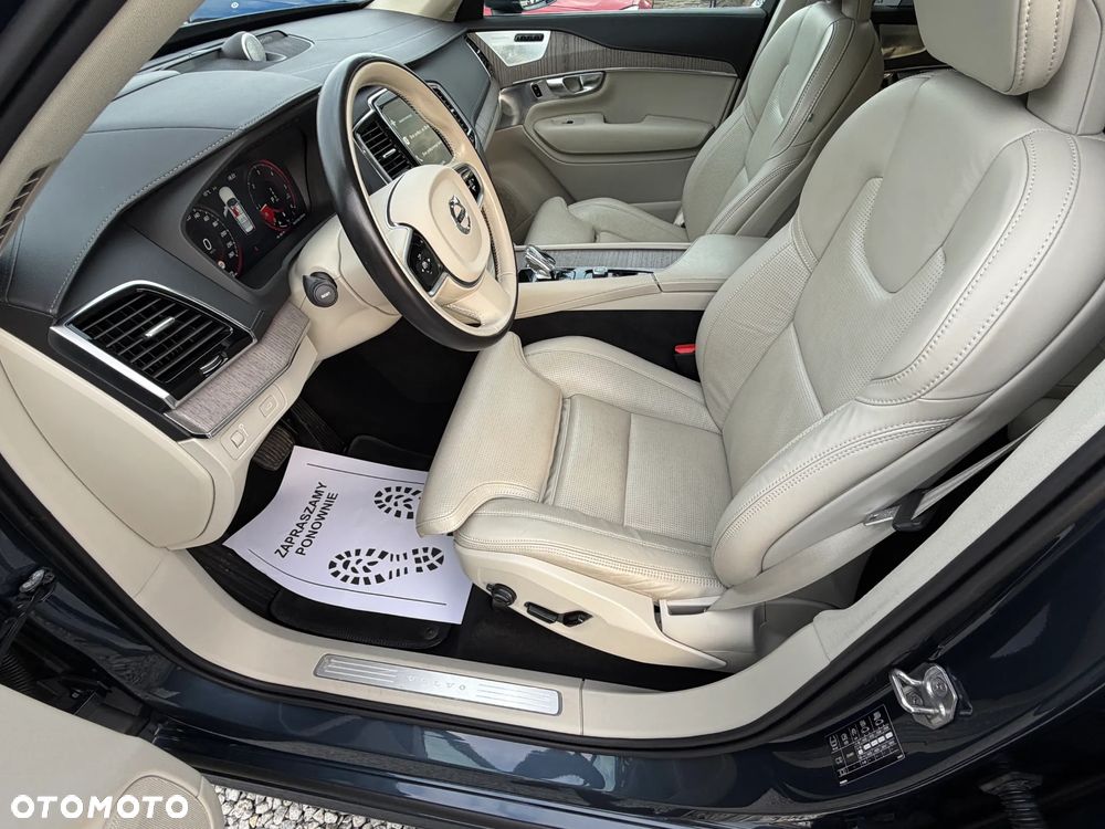 Volvo XC 90 B5 D AWD Geartronic Inscription - 28