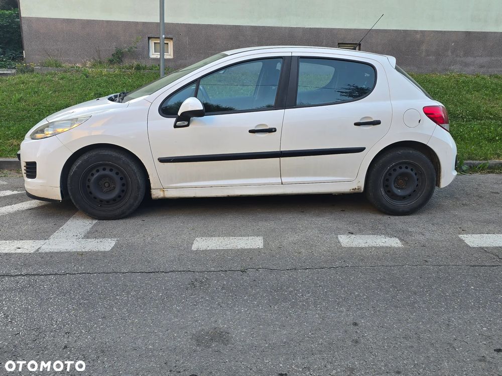 Peugeot 207 1.4 HDi Active - 1