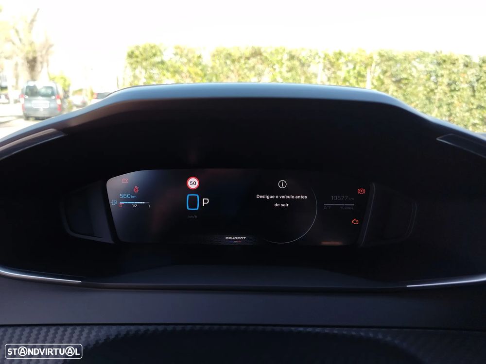 Peugeot 208 - 6