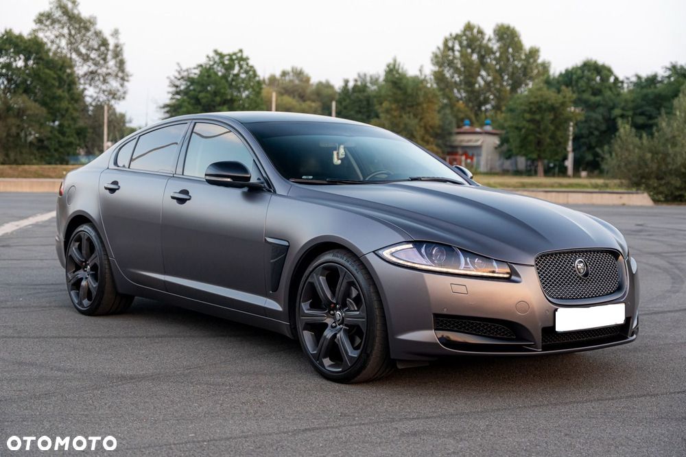 Jaguar XF 3.0 V6 D Luxury - 6