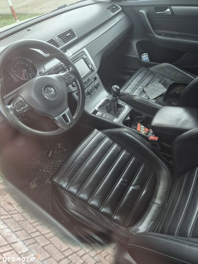 Volkswagen Passat Variant 2.0 Blue TDI SCR Highline - 7