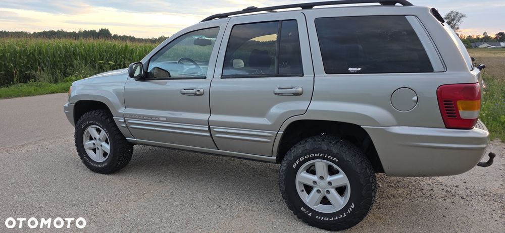Jeep Grand Cherokee - 9