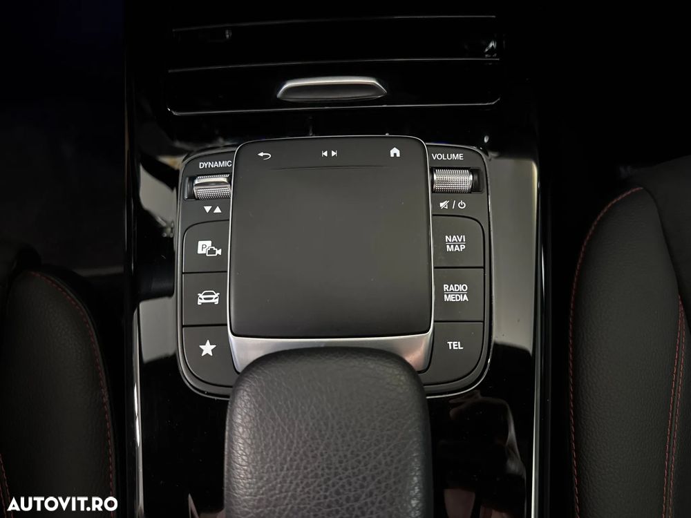 Mercedes-Benz A 200 - 18
