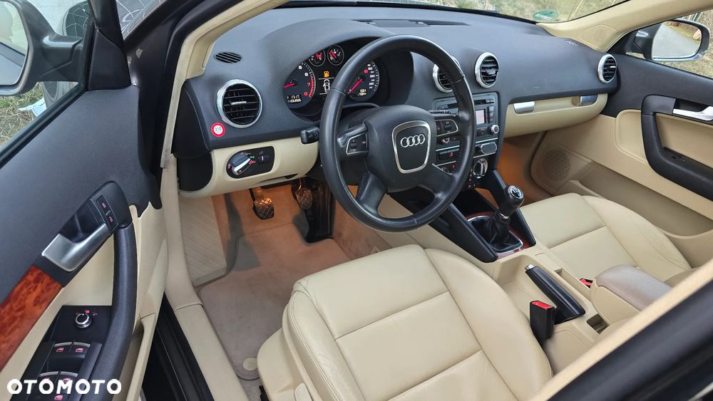 Audi A3 Sportback 1.8T FSI Ambiente - 1