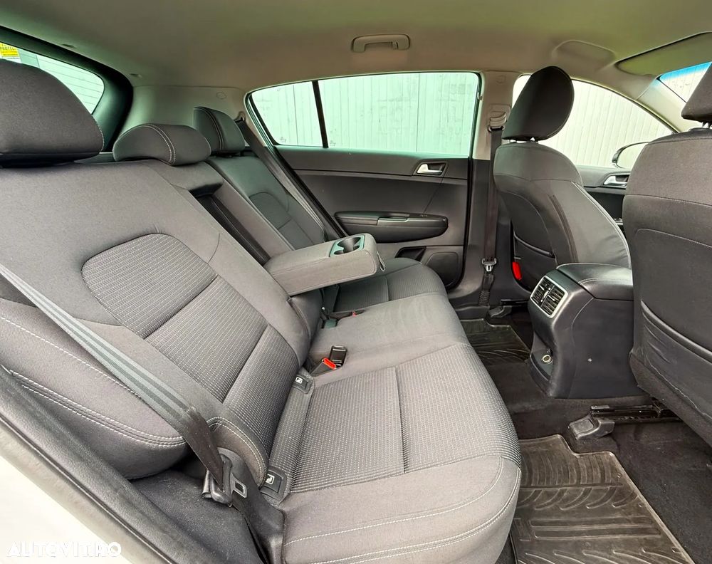 Kia Sportage 1.7 CRDI 2WD Vision - 22