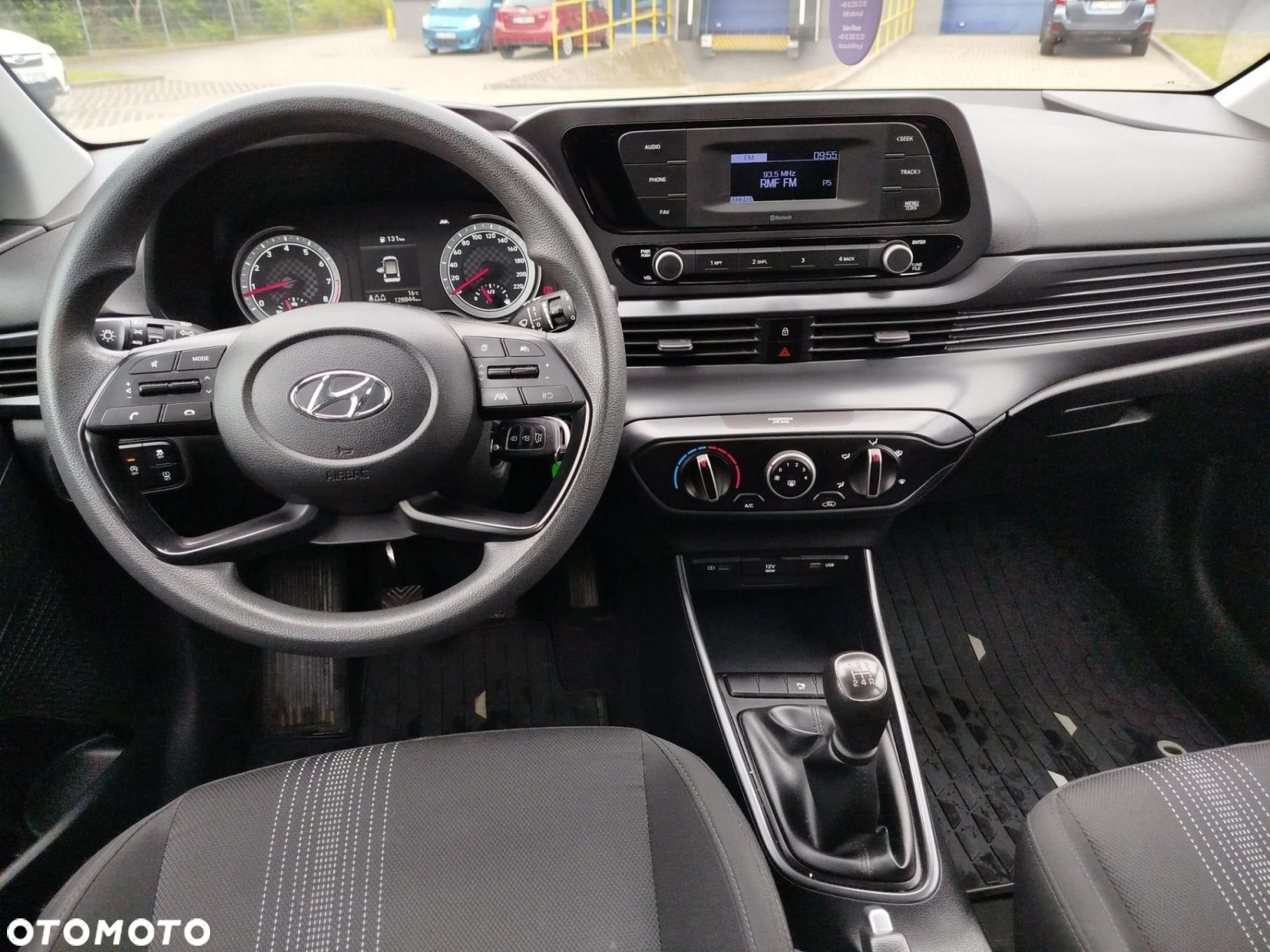 Hyundai i20 1.2 Pure - 13