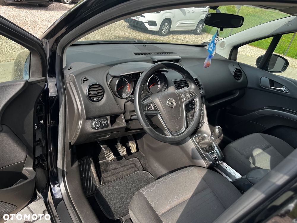 Opel Meriva - 18
