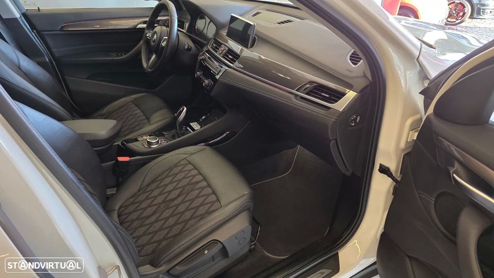 BMW X1 16 d sDrive Auto Line Sport - 48