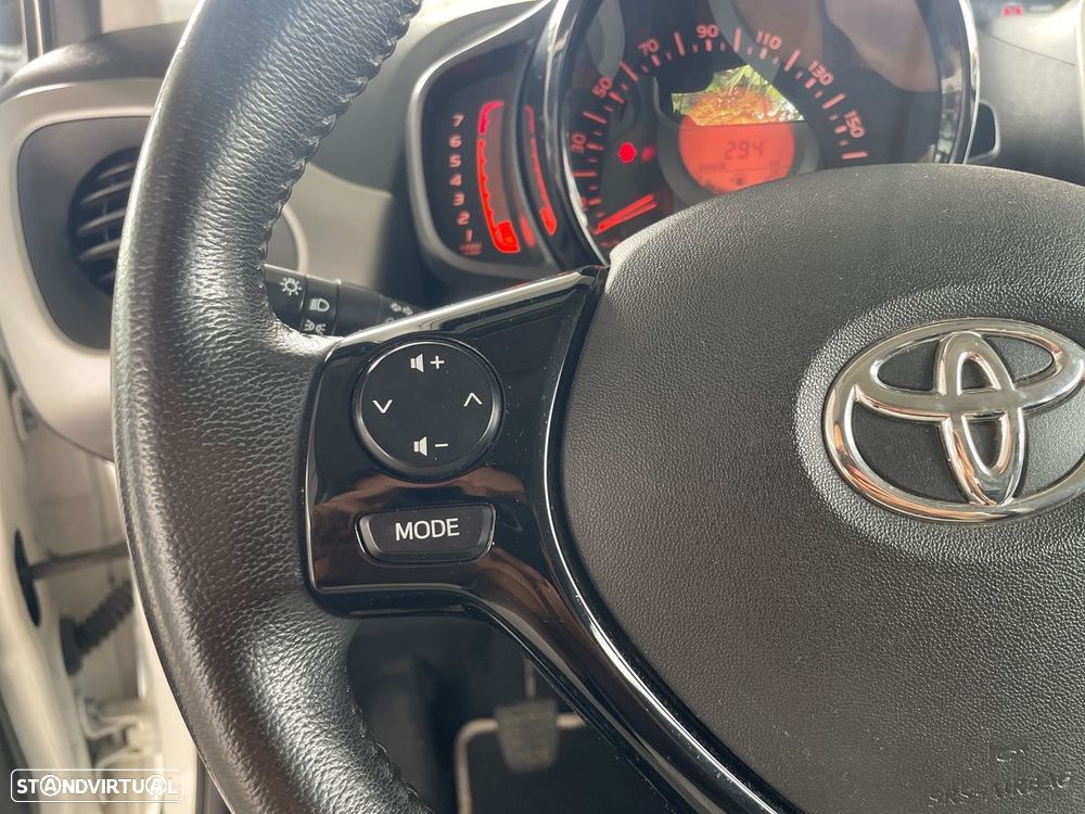 Toyota Aygo 1.0 X-Play+AC+X-Touch - 21