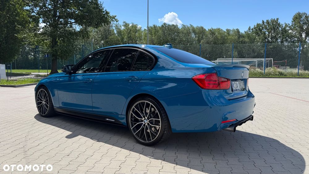 BMW Seria 3 335i xDrive Sport-Aut - 15