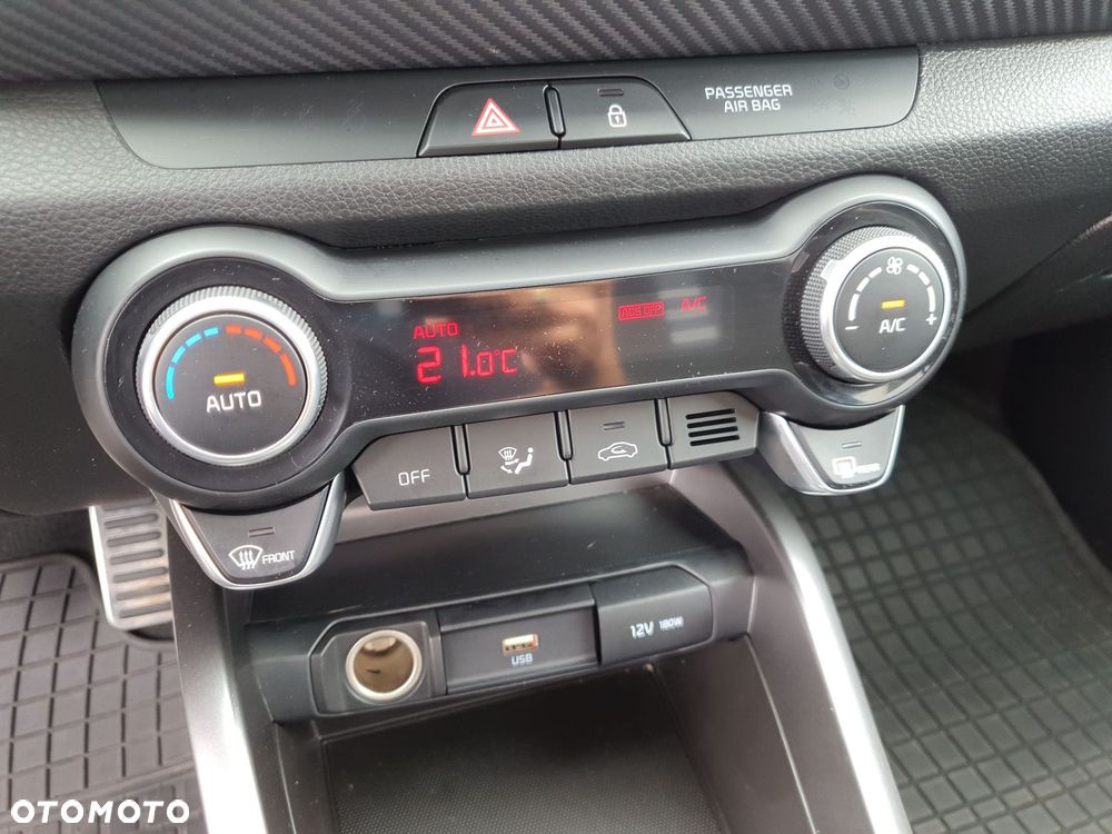 Kia Stonic 1.0 T-GDI MHEV GT Line - 20