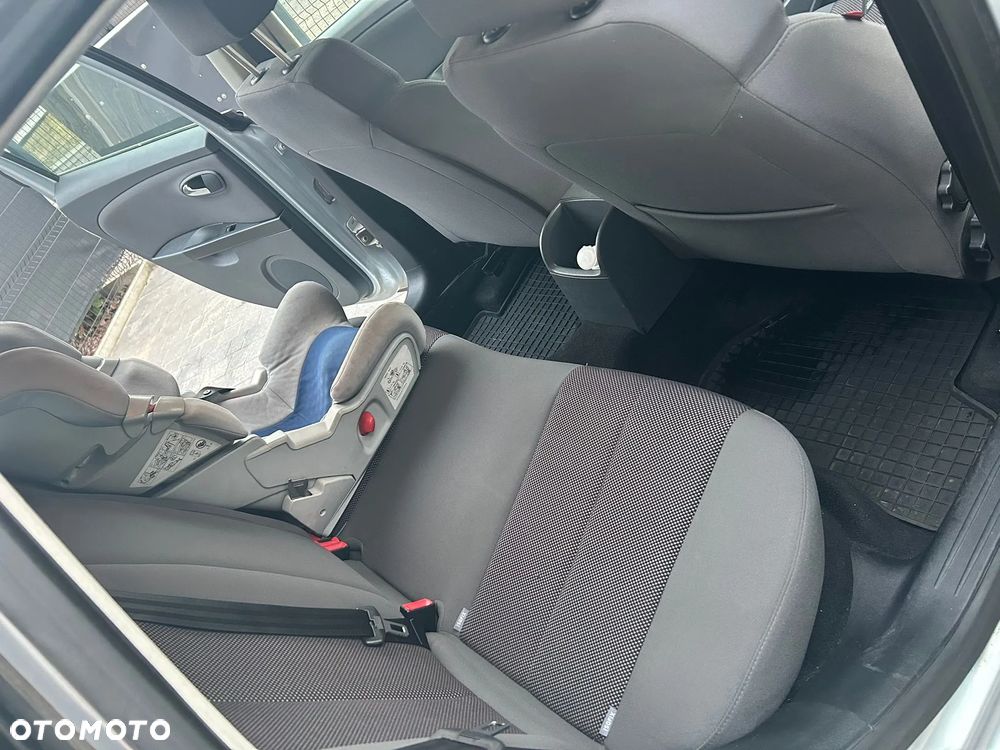 Seat Leon 1.9 TDI DPF Stylance - 9