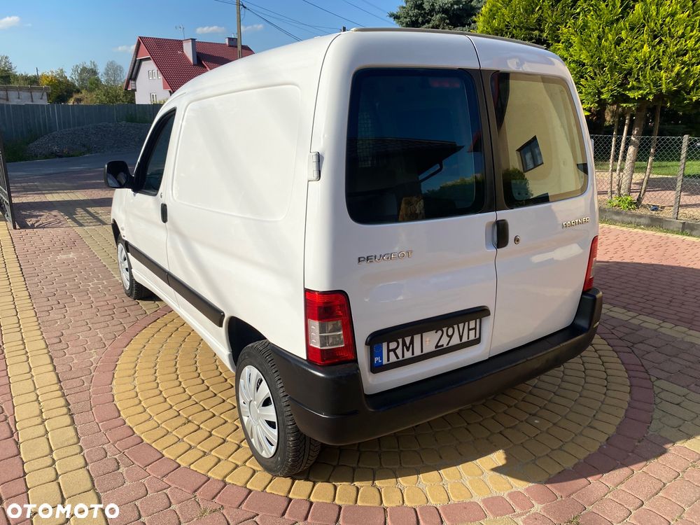 Peugeot PARTNER 1.6HDI NISKI PRZEBIEG 115 zakupiony w salonie w Rzeszowie - 22