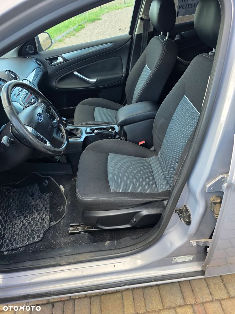 Ford Mondeo 2.0 TDCi Titanium - 8