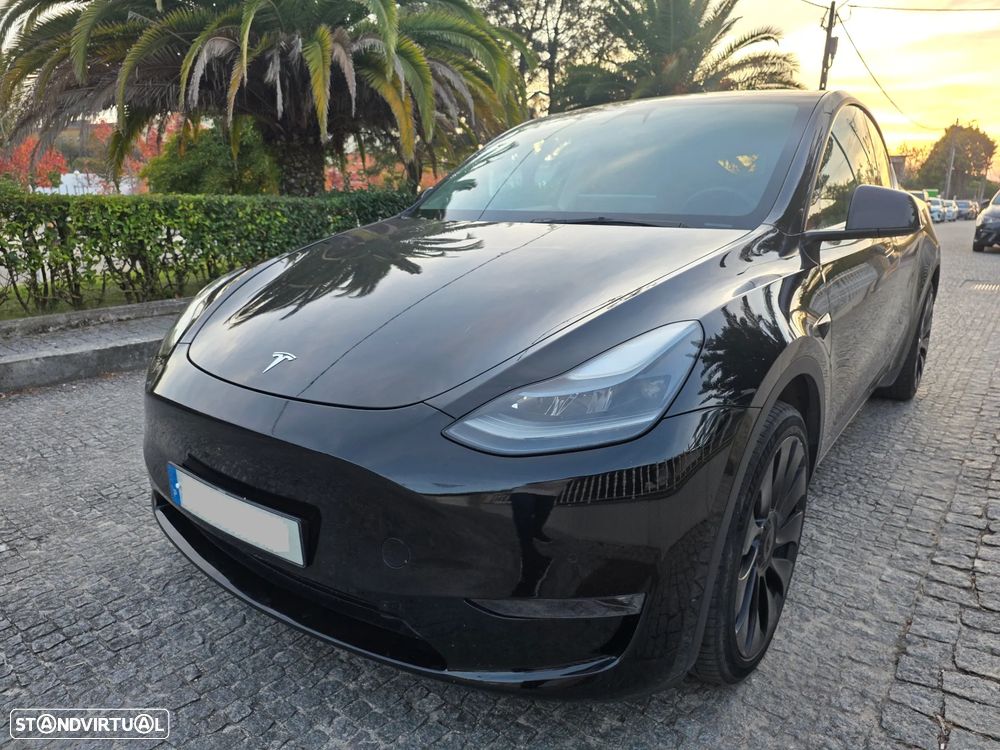 Tesla Model Y Long Range Dual Motor AWD - 7