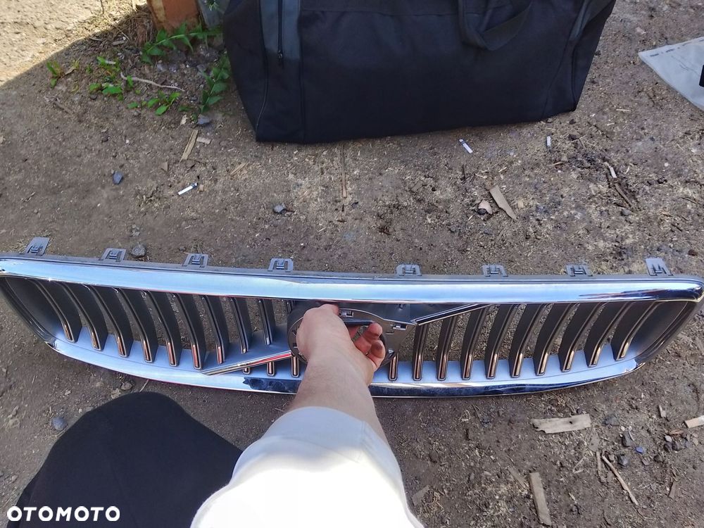 atrapa grill volvo s90 ii lift 32234070 - 2