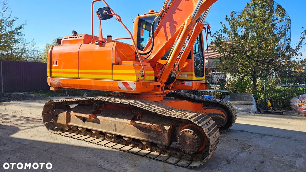 Komatsu PC 210/PC190 - 1