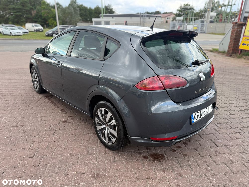 Seat Leon 2.0 TDI DPF Style - 10