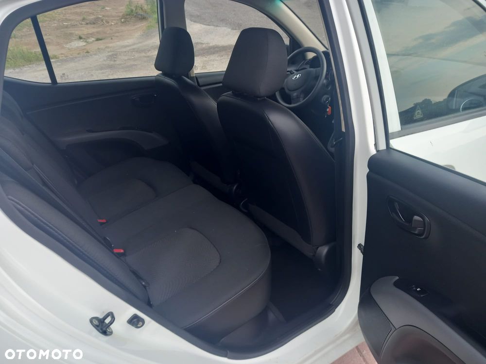 Hyundai i10 1.1 UEFA EURO 2012 Edition - 8
