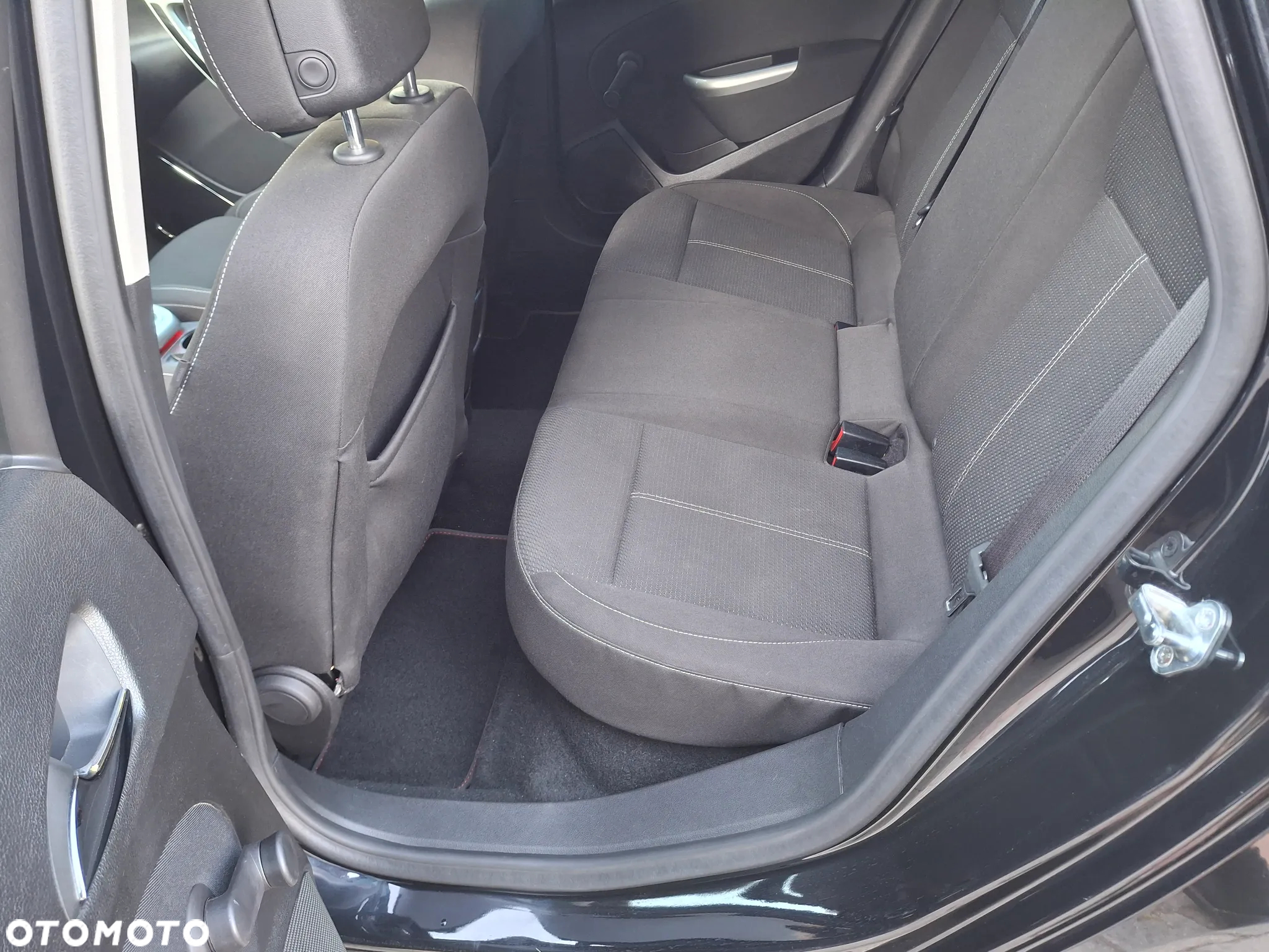 Opel Astra 1.4 Turbo Cosmo - 34