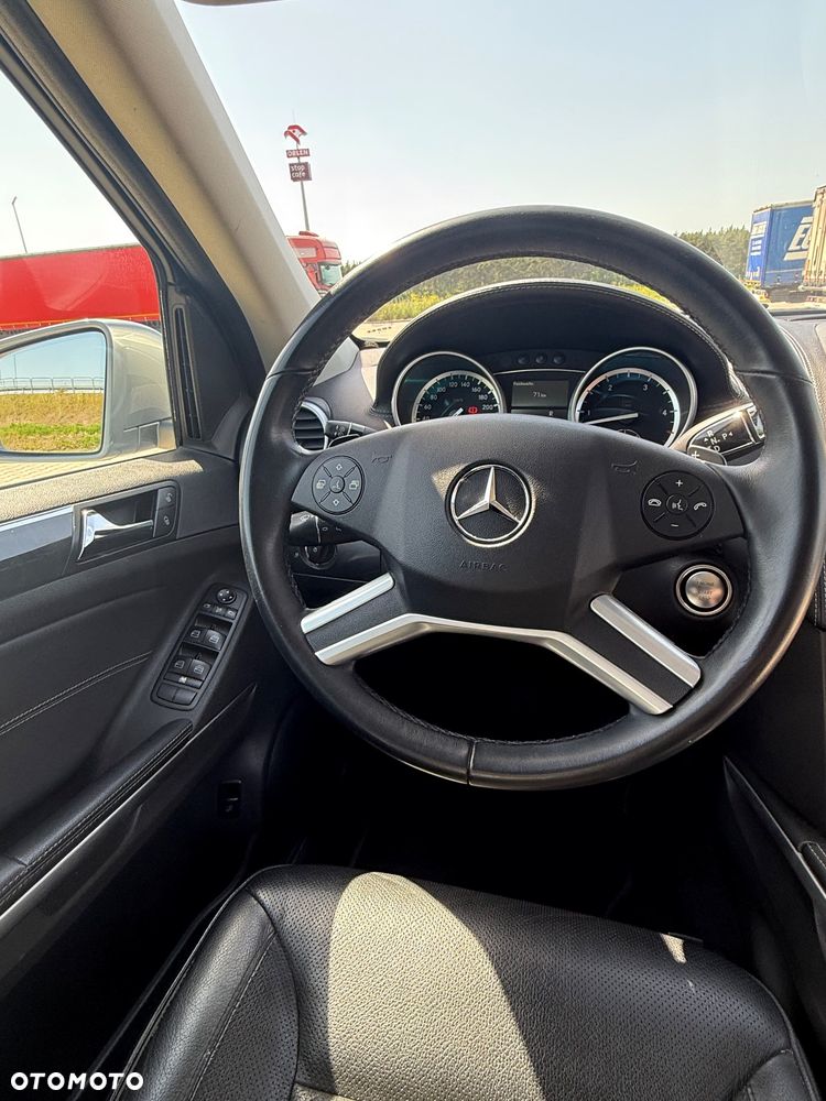 Mercedes-Benz GL 350 CDI - 14