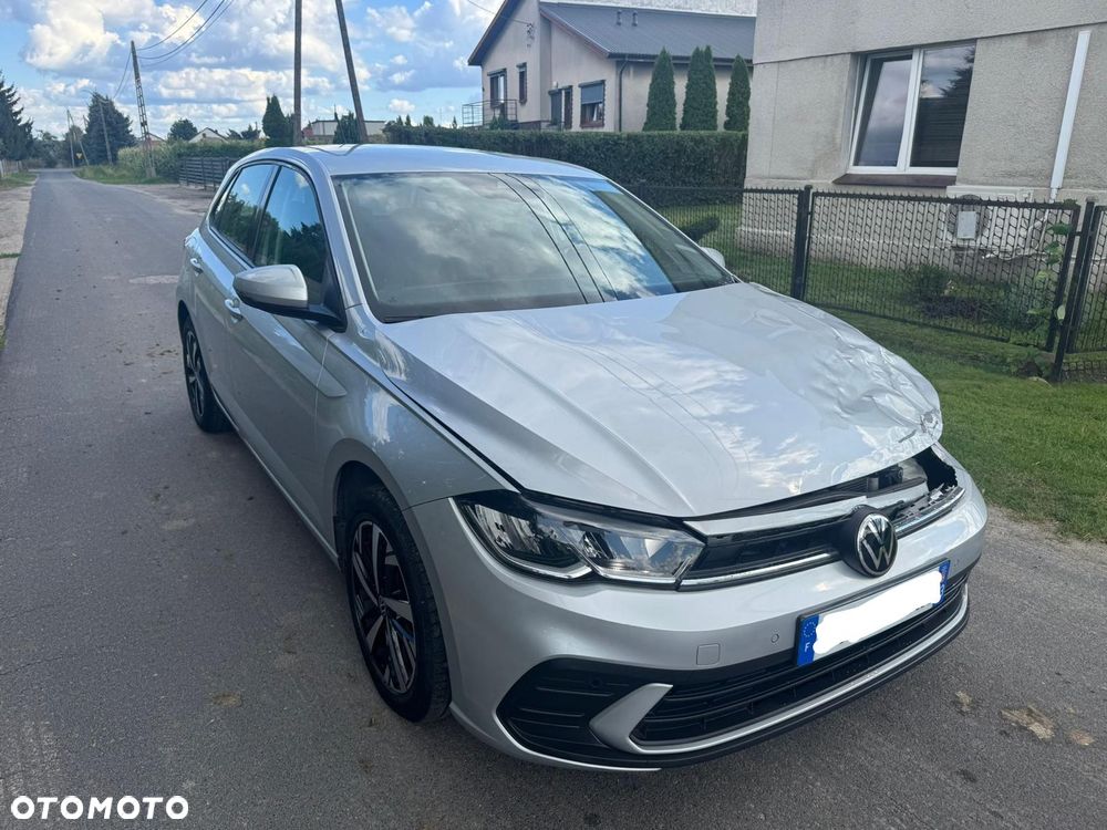 Volkswagen Polo - 2