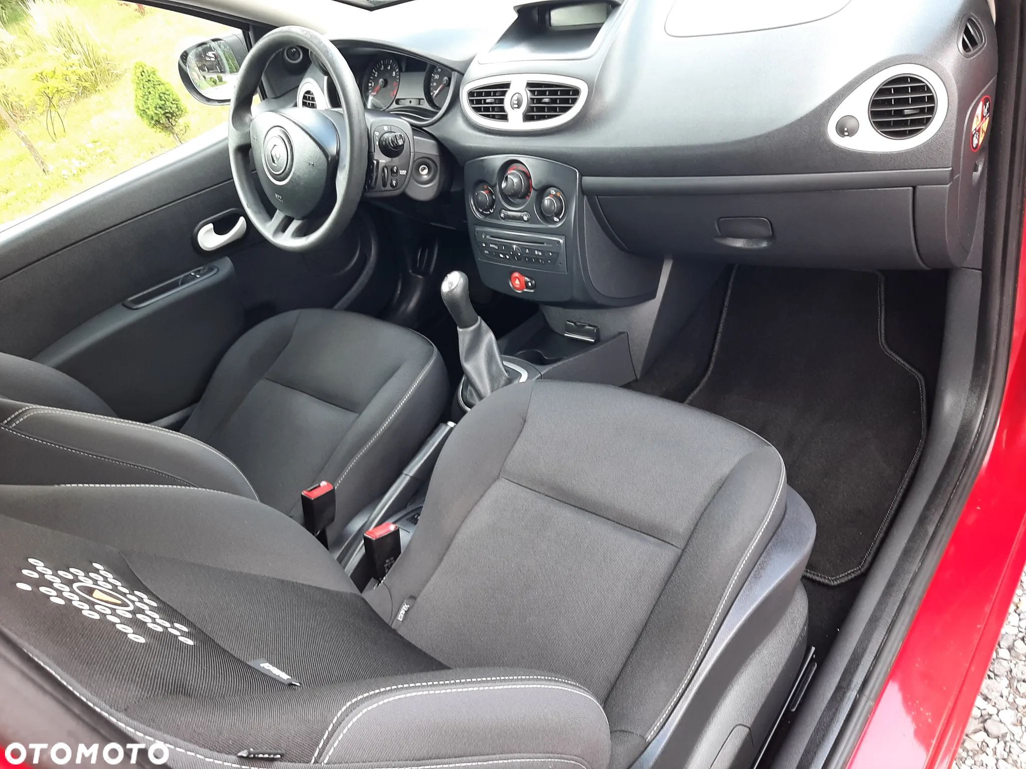 Renault Clio - 15
