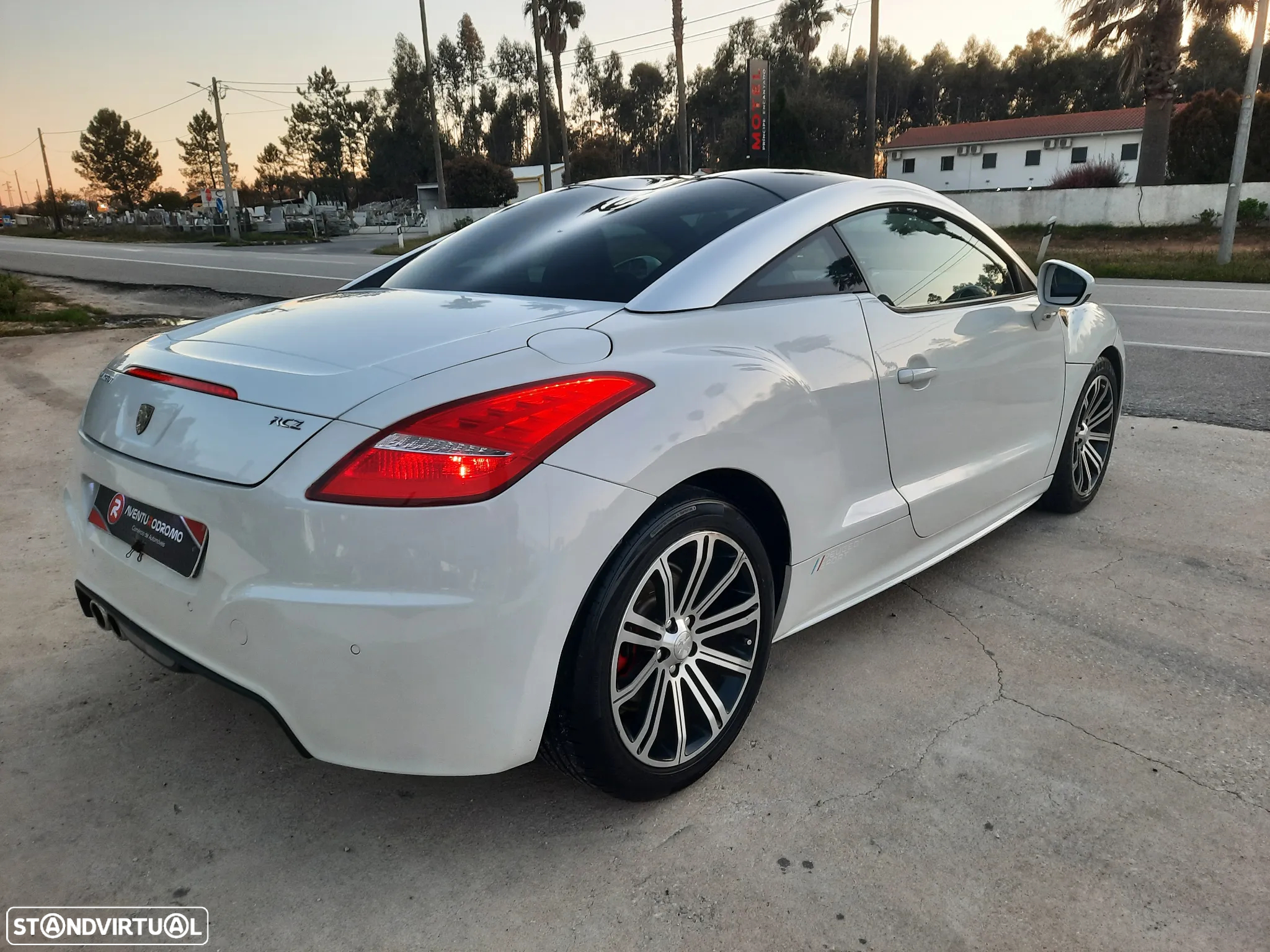 Peugeot RCZ 1.6 THP - 11