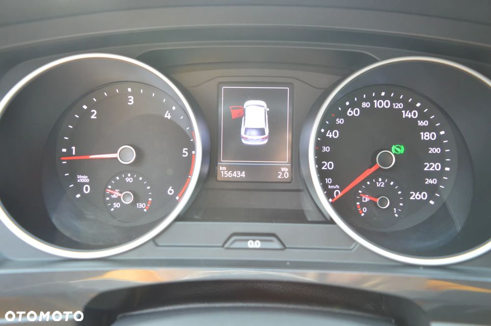 Volkswagen Tiguan 2.0 TDI SCR 4MOTION DSG R-Line - 26