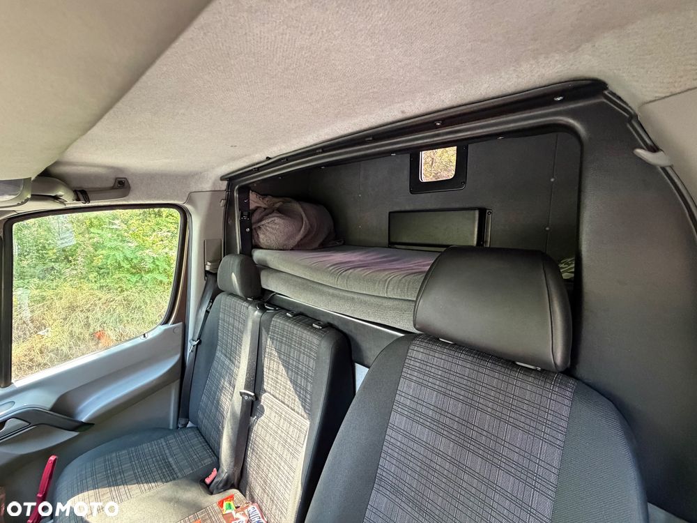 Mercedes-Benz Sprinter - 12