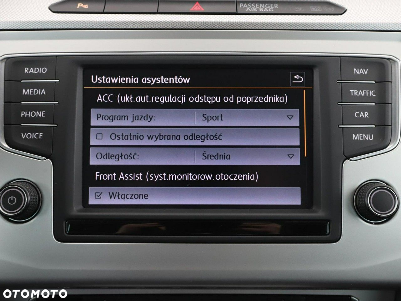 Volkswagen Passat Variant 1.4 TSI ACT (BlueMotion Technology) Comfortline - 26